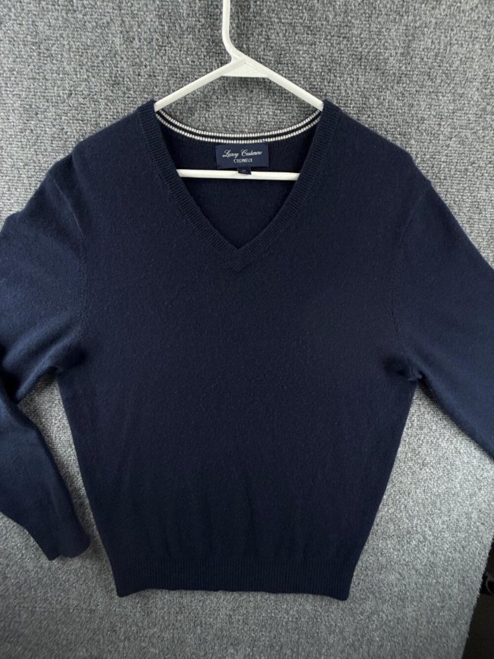 Daniel Cremieux Luxury Cashmere V Neck Knit Navy Blue Pullover Sweater Soft Med